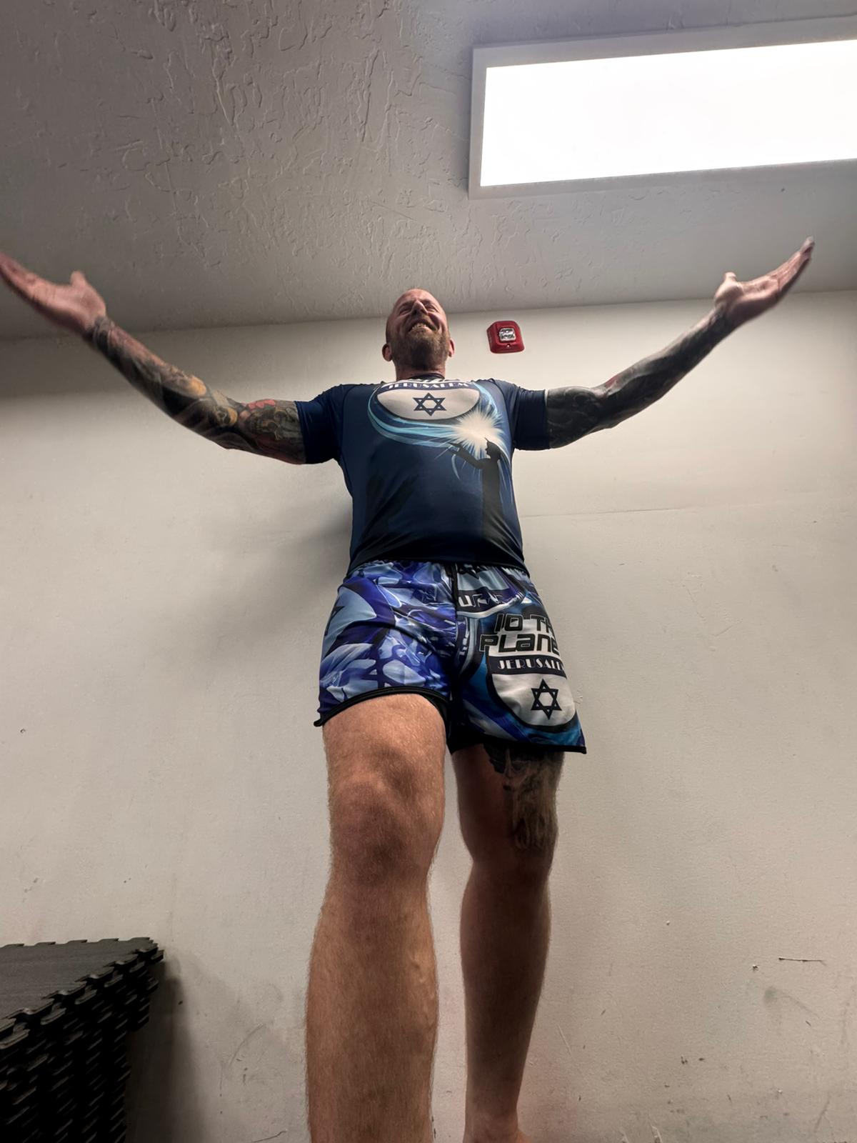 10P Jerusalem Rashguard